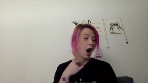 emmwarr1514 online show from 02.11.26