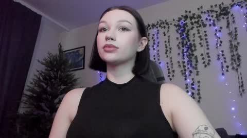 Snapshot of emmy_m00n chatting on 12.05.24 Emily Johny online show from 12.05.24