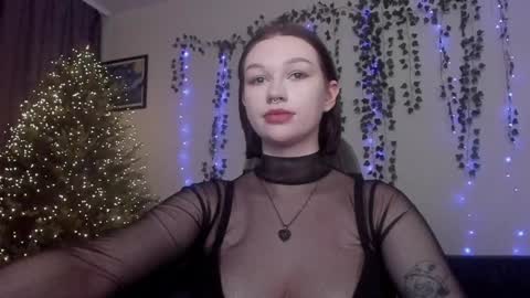 Snapshot of emmy_m00n chatting on 12.07.24 Emily Johny online show from 12.07.24