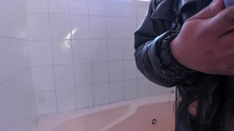 Emily  Laila  online show from 01.15.25