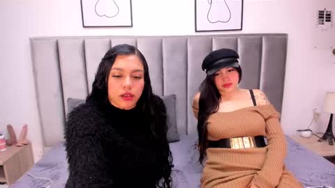 Emily  Laila  online show from 09.29.25