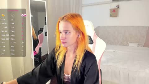 Emmylie online show from 05.04.26
