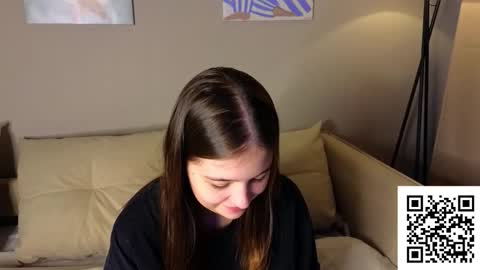 Snapshot of emory_john chatting on 11.12.25 Emory John online show from 11.12.25