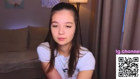 Snapshot of emory_john chatting on 12.15.25 Emory John online show from 12.15.25