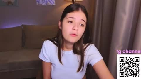 Snapshot of emory_john chatting on 12.16.25 Emory John online show from 12.16.25