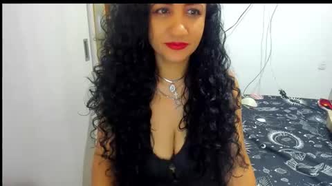 emperatriztapia online show from 10.22.25