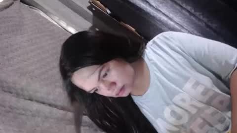 Snapshot of empressrheo chatting on 12.22.25 empressrheo online show from 12.22.25