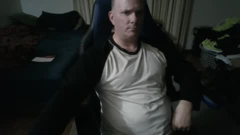 Snapshot of emsguy1 chatting on 12.22.25 Matt online show from 12.22.25