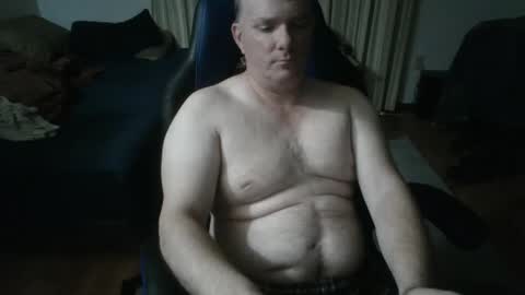 Snapshot of emsguy1 chatting on 04.04.26 Matt online show from 04.04.26