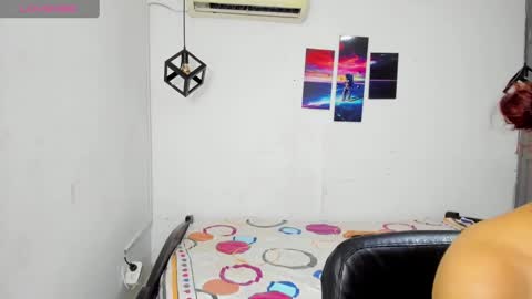 Snapshot of emy_0 chatting on 12.24.24 Emy online show from 12.24.24