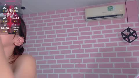 Snapshot of emy_0 chatting on 01.17.25 Emy online show from 01.17.25