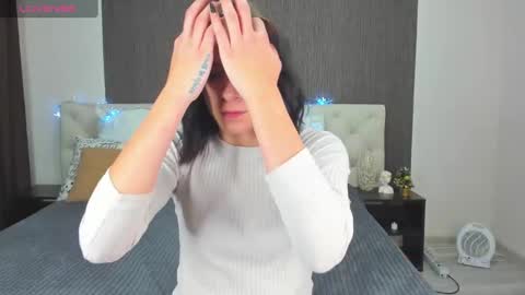 emy__angel online show from 12.30.24