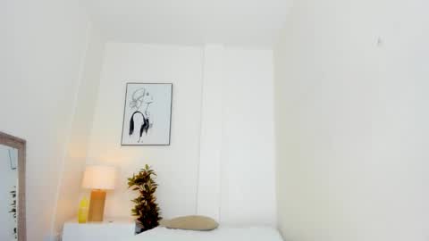 Mili online show from 10.25.25