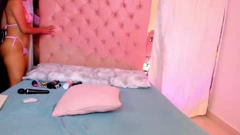 Snapshot of emy_bw chatting on 02.24.25 Emy New profile my other account was suspended follow me online show from 02.24.25