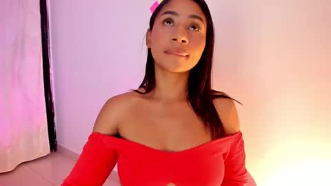 Snapshot of emy_bw chatting on 03.04.25 Emy New profile my other account was suspended follow me online show from 03.04.25