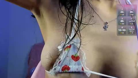 Snapshot of emycarver09 chatting on 02.14.26 emycarver09 online show from 02.14.26