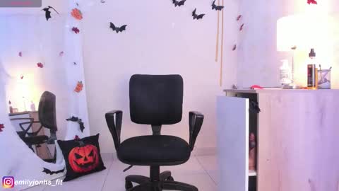 EMYLY  online show from 10.30.25