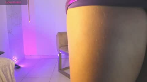 EMYLY  online show from 04.15.26