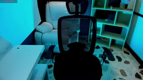 Snapshot of emysilver chatting on 12.02.24 Emy Silver online show from 12.02.24