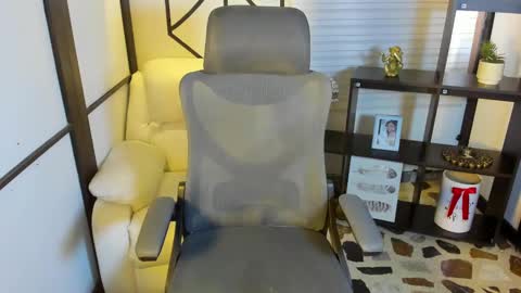 Snapshot of emysilver chatting on 02.07.25 Emy Silver online show from 02.07.25