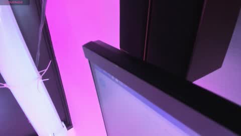 Snapshot of emysweett11 chatting on 12.03.25 emy online show from 12.03.25