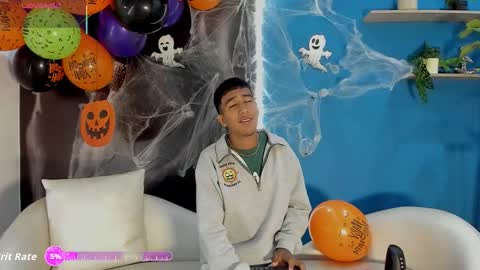 Snapshot of ender_h0t chatting on 10.15.25 Ender online show from 10.15.25