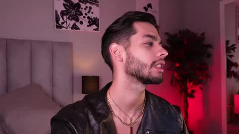 Snapshot of endy_rush chatting on 02.25.25 Endy online show from 02.25.25