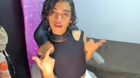 Snapshot of engel20042001 chatting on 12.16.24 engel20042001 online show from 12.16.24