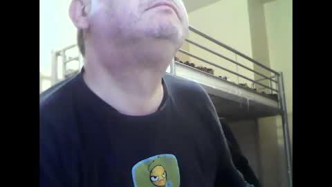 englishguysurrey online show from 11.26.25