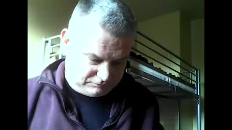 englishguysurrey online show from 02.22.26