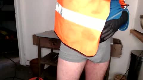 Snapshot of englishshyguyuk chatting on 11.20.25 englishshyguyuk online show from 11.20.25