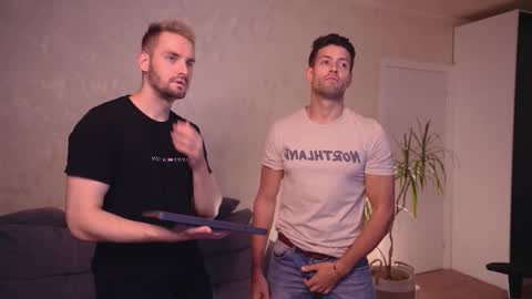 Johnny online show from 09.12.25