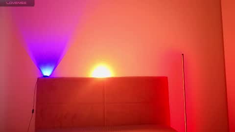 Snapshot of enjoyeverymoment_ chatting on 11.25.25 enjoyeverymoment_ online show from 11.25.25