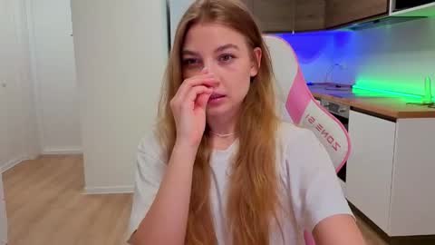 enjoyeverymoment_ online show from 04.10.26