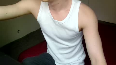 Snapshot of enoch98 chatting on 02.27.25 enoch98 online show from 02.27.25