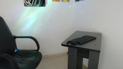 Snapshot of enriblack92 chatting on 12.31.24 enriblack92 online show from 12.31.24