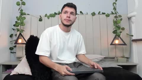 ENZO online show from 11.10.25