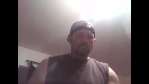 Snapshot of epictriggz chatting on 03.29.26 slutcouple online show from 03.29.26