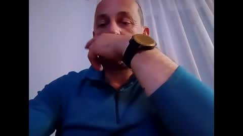 Snapshot of epu17 chatting on 04.25.26 epu17 online show from 04.25.26