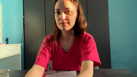 Lily online show from 02.04.26