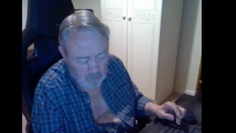 erasmus_d online show from 02.16.26