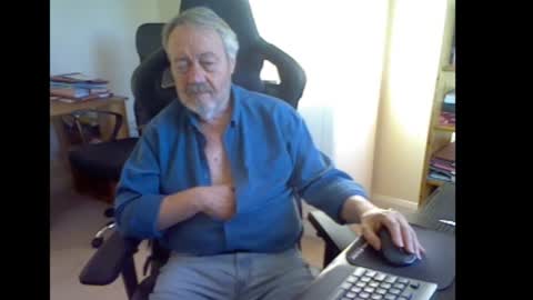 erasmus_d online show from 03.21.26