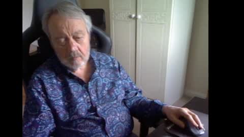 erasmus_d online show from 04.04.26