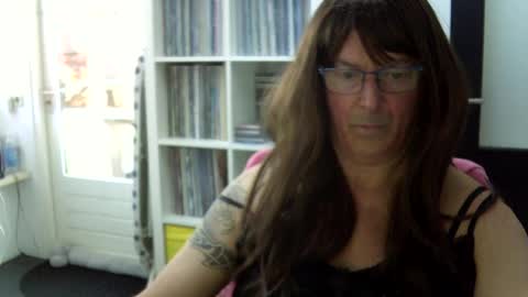Snapshot of erbee62 chatting on 03.06.25 ErBee62 online show from 03.06.25