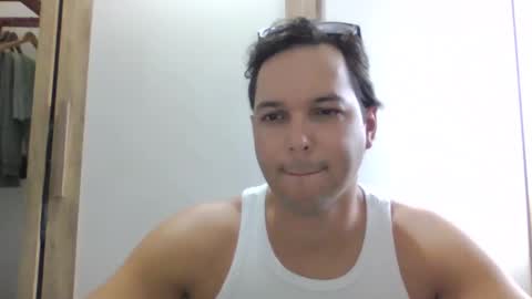 Snapshot of erectuspintus chatting on 03.10.26 erectuspintus online show from 03.10.26