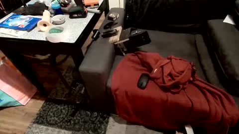 Snapshot of ergheid chatting on 12.19.24 ergheid online show from 12.19.24