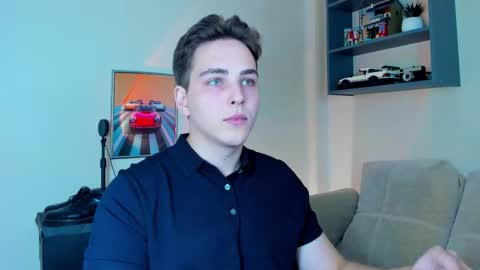 Snapshot of eric_ether chatting on 09.23.25 Eric online show from 09.23.25