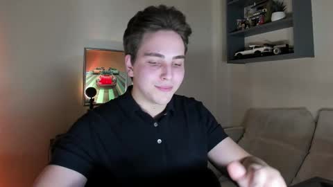 Snapshot of eric_ether chatting on 11.13.25 Eric online show from 11.13.25