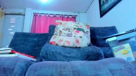 eric_twink18 online show from 02.12.25