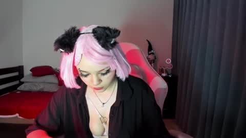 Erica online show from 01.06.25